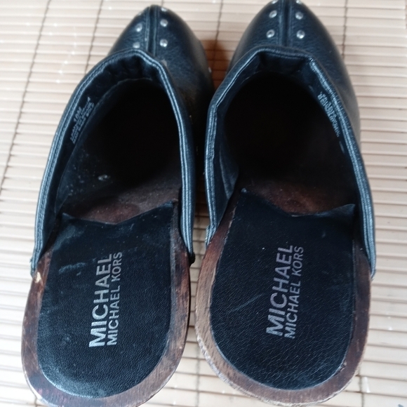 Michael Kors women's black leather 4" heel wood platform mule. Silver studs. Sz - Picture 7 of 10
